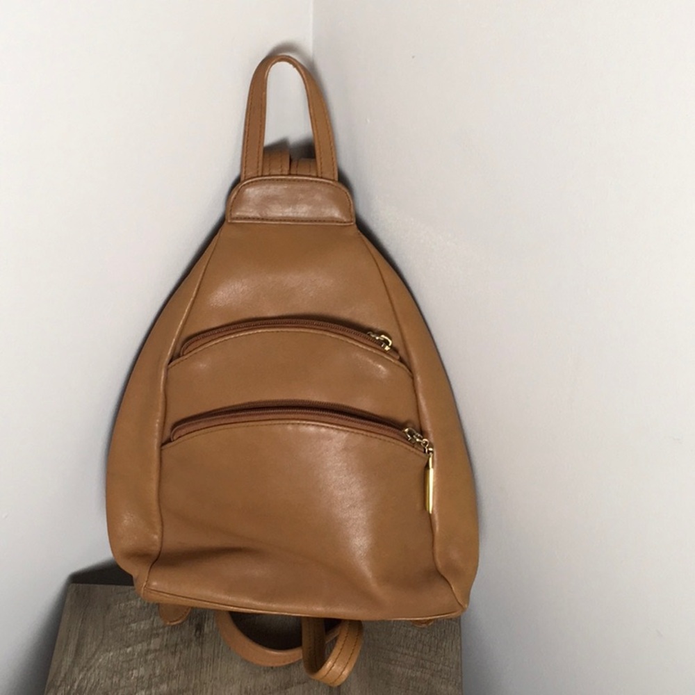 Jacqueline Ferrar Camel Brown Shoulder      bookbag with Gold Accent